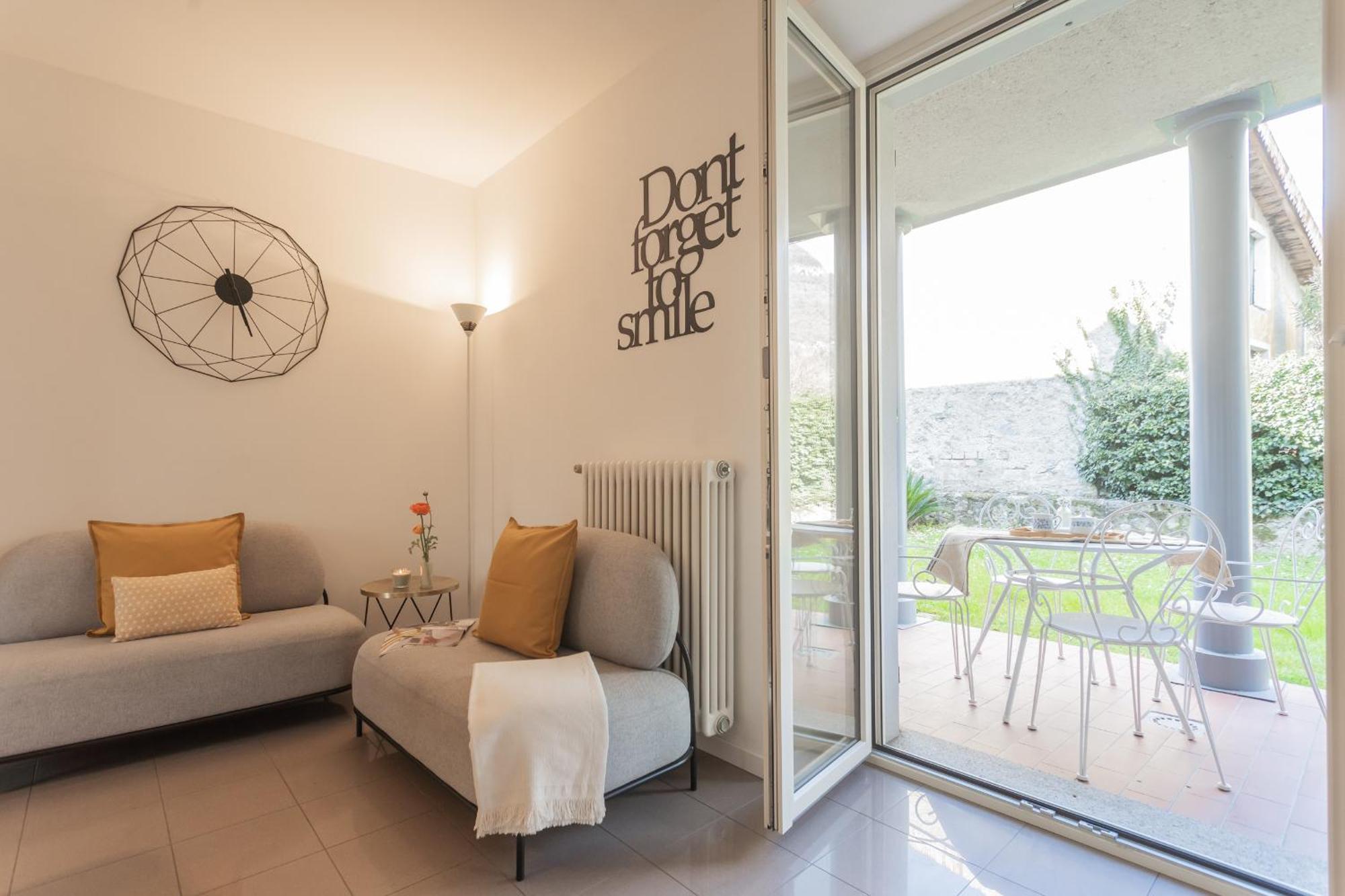 Ponente Balcony & Garden By Rent All Como Gravedona Esterno foto