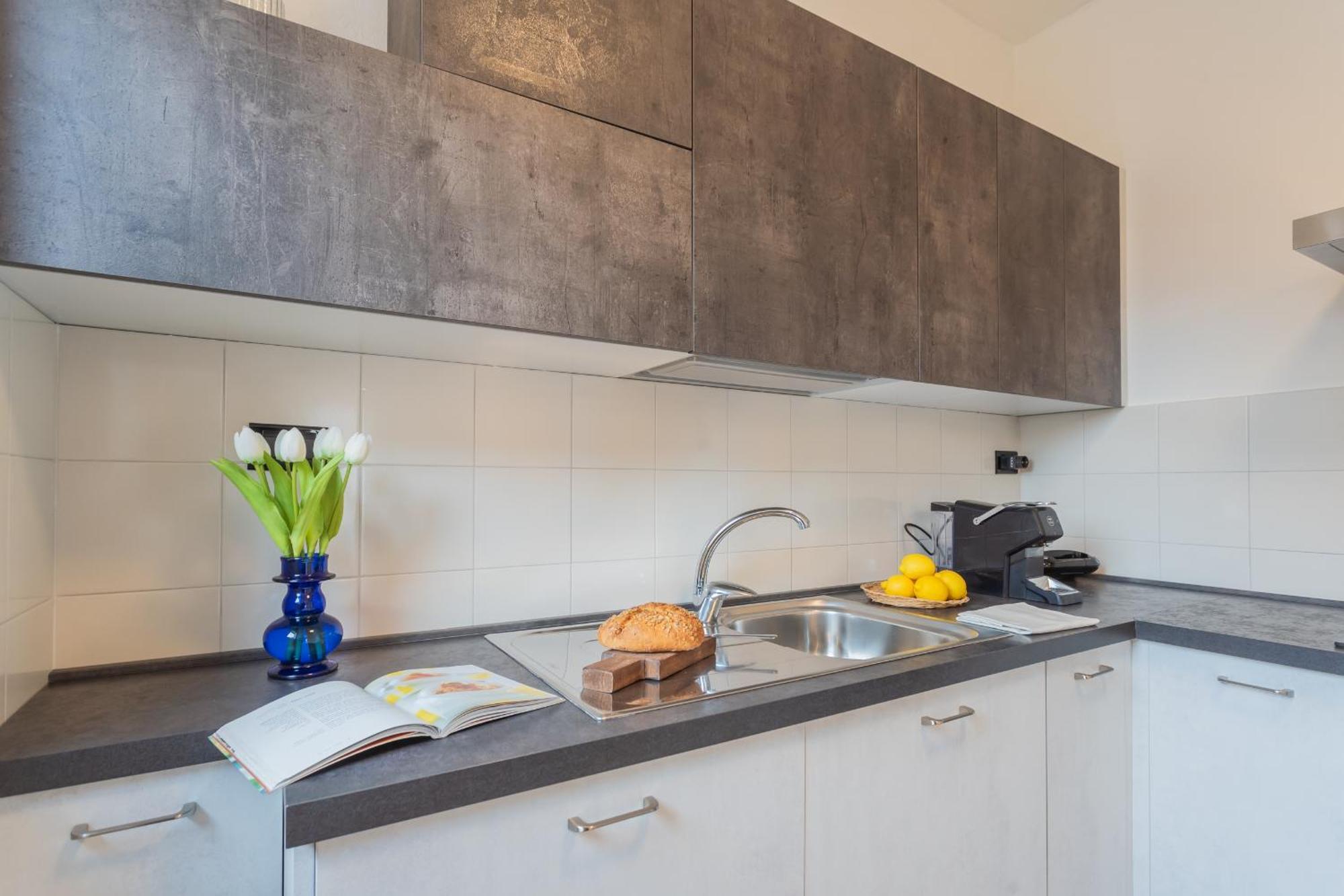 Ponente Balcony & Garden By Rent All Como Gravedona Esterno foto