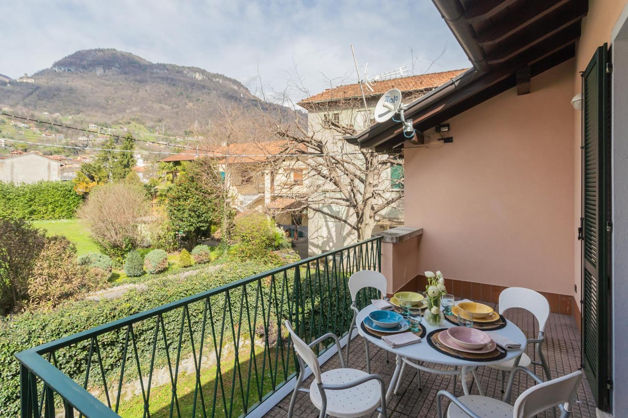 Ponente Balcony & Garden By Rent All Como Gravedona Esterno foto