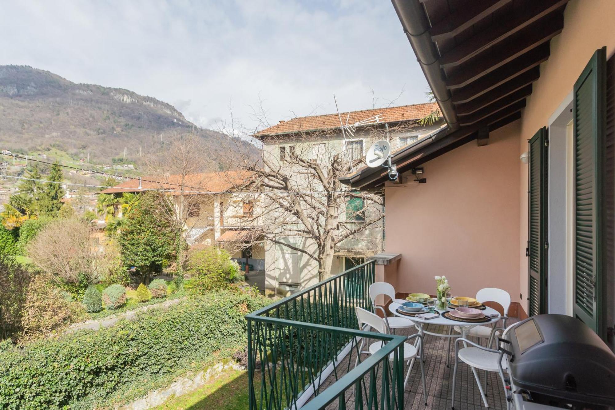 Ponente Balcony & Garden By Rent All Como Gravedona Esterno foto