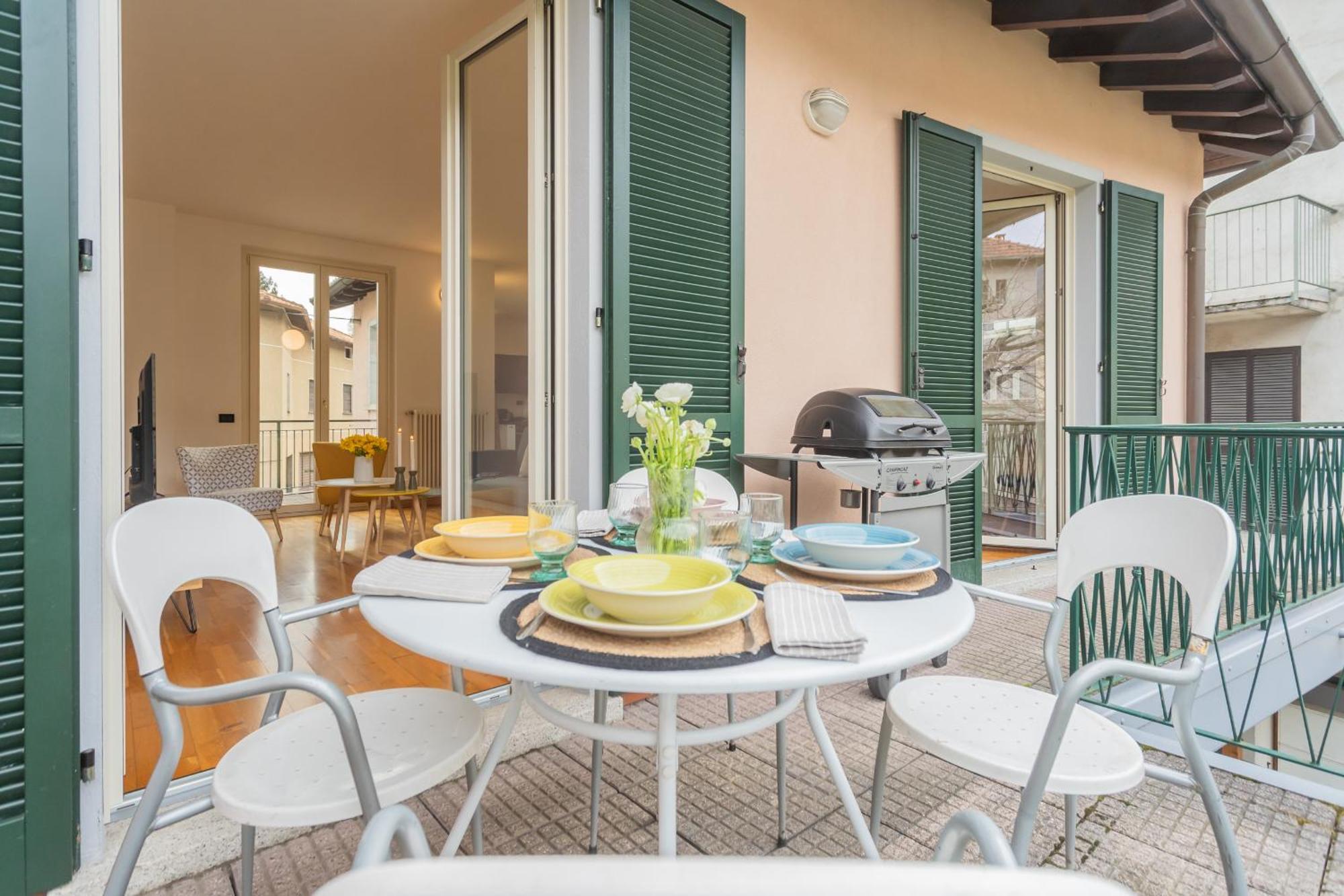 Ponente Balcony & Garden By Rent All Como Gravedona Esterno foto